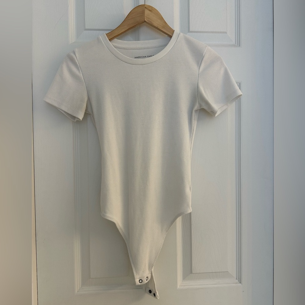 American Eagle Ribbed Short Sleeve Bodysuit – XS – White/Ivory